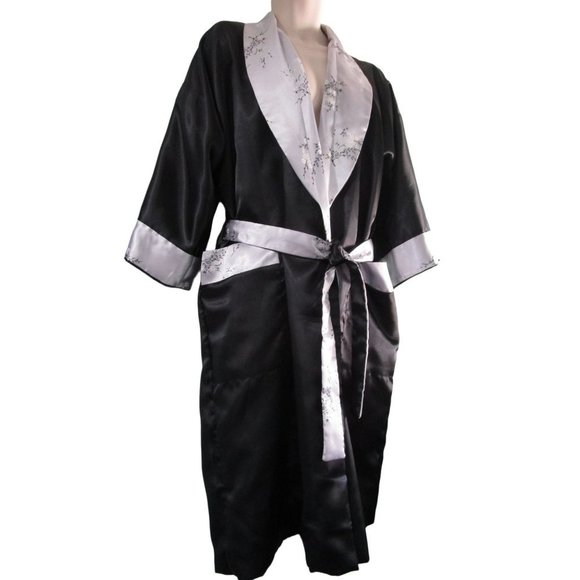 Asian Inspired Embroidered Dragon Reversible Black Gray Robe Men's L Thailand - Picture 5 of 16